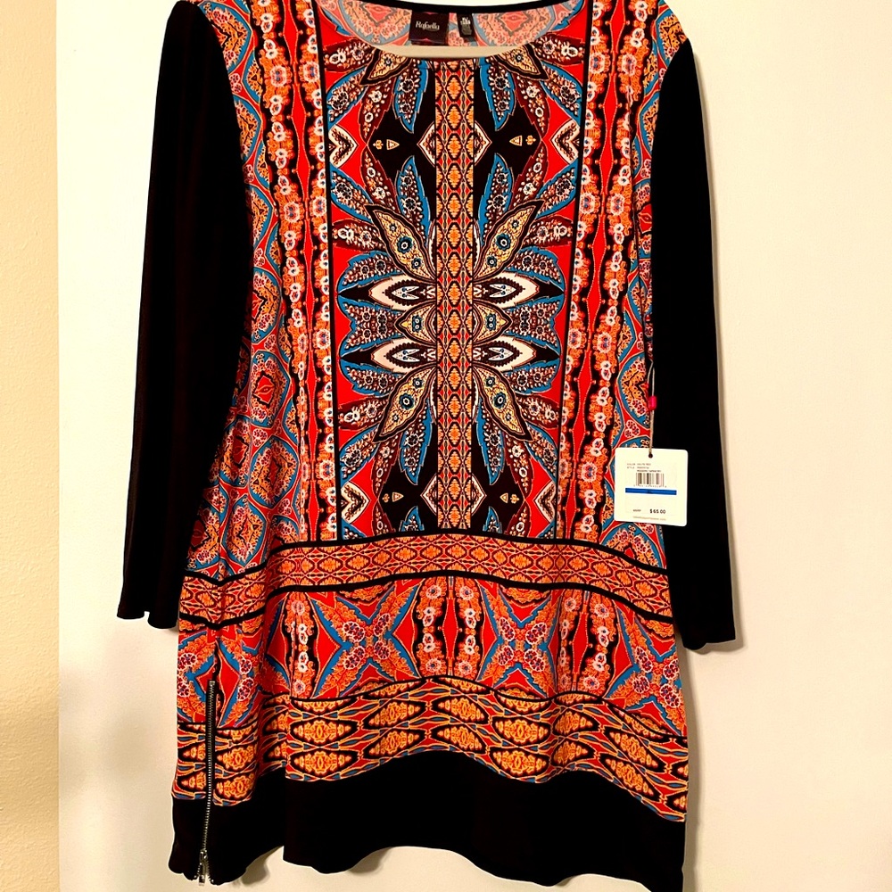 Rafaella tunic with side zipper detail.